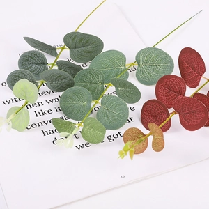 Feuilles d'eucalyptus artificielles vertes et brun rouge pour décor de mariage