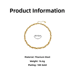 Detail of twisted 18k gold plated stainless steel blade chain with 40+5cm length