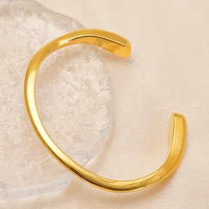 Bracciale Rigido Minimalista In Acciaio Inossidabile Placcato Oro 18K Onda Irregolare Aperto Per Donna Stile Ins Lucido
