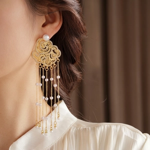 Silver needle flower tassel earrings with pearls and crystals in vintage golden finish