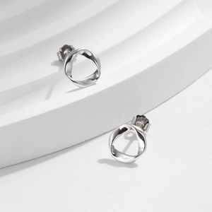 Minimalist S925 sterling silver wavy stud earrings with polished metallic finish