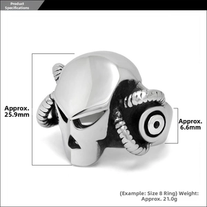 Close-up of sheep horn skull ring with dimensions 25.9mm height and 6.6mm band width