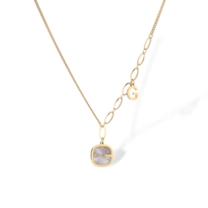 Gold-plated titanium steel necklace with mother of pearl shell and G-letter charm