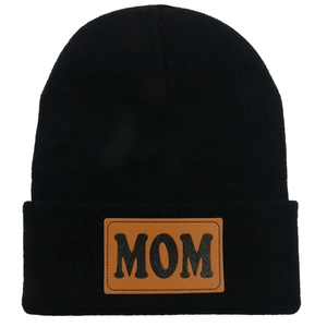 Bonnet en tricot noir avec patch MOM en cuir marron pour femme, cadeau ski d'hiver