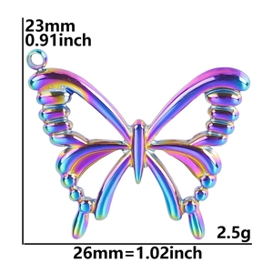 Dimensions du pendentif papillon arc-en-ciel en mm et pouces sur fond blanc
