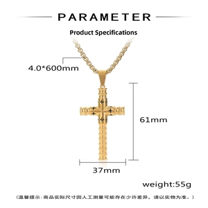 Spécifications de taille pour pendentif croix cylindrique dorée avec une chaîne épaisse