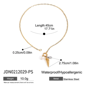Detailed technical view of 18K gold stainless steel seashell pendant necklace with dimensions