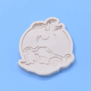 Silicone mold with maple leaves and birds for DIY fondant or chocolate cake decor