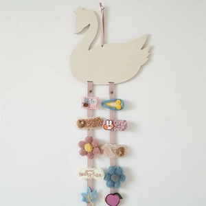 Swan-shaped wooden wall organizer for storing children hair clips and hairbands