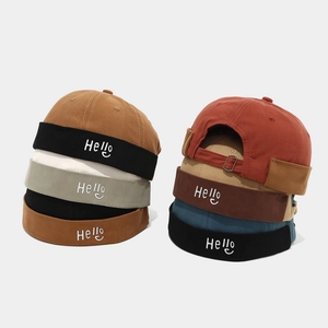 Bonnet docker en coton avec broderie et sangle réglable pour le sport et l'extérieur