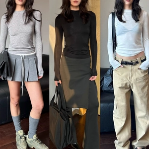 Slim fit long sleeve wool t-shirt for women in grey, black and white basic colors