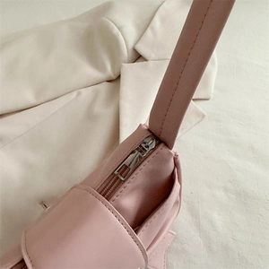 Borsa a spalla rosa stile francese da donna con design a pieghe e dettaglio zip in metallo