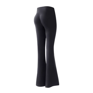 Pantalon de yoga évasé noir à taille haute avec design sculptant et effet push-up