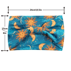 Detailed size chart of the Bohemian wide headband with sun and moon pattern dimensions