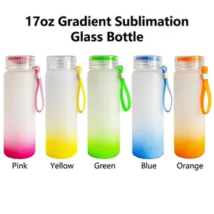 Set mit fünf 17oz sublimierten Milchglas-Wasserflaschen mit lebendigen Farbverläufen