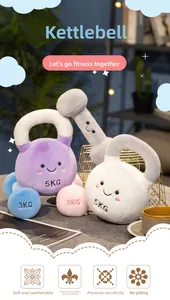 Kettlebells et haltères en peluche douce de couleurs variées pour déco fitness créative