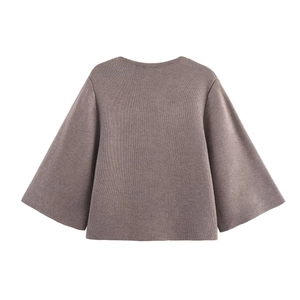 Brown chunky knit short cardigan featuring stylish bell sleeves and ribbed texture