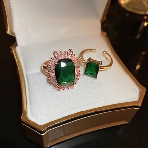 Vintage Emerald Green Gemstone Ring Alloy Rhinestone Open Adjustable Luxury Court Style Jewelry For Women