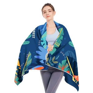 Microfiber beach towel with tropical forest floral print for yoga and swimming