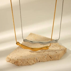 Minimalist 18K gold and silver plated stainless steel necklaces with wavy bar pendants