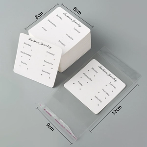 Detailed 8x8cm jewelry display cards and 9x12cm resealable bags for earrings set