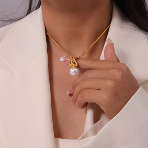 Minimalist squirrel pendant necklace with white pearl on gold snake chain jewelry set