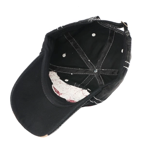 Casquette SPARK en coton délavé avec surpiqûres blanches et boucle métallique réglable