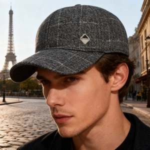 Cappello da baseball da uomo a quadri grigio scuro con paraorecchie e logo fashion