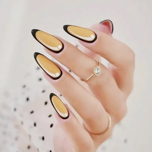 2D Comic Pop Art Press On Nails Almond Shape False Nails Black Outlined Mango Yellow Matte Finish Full Cover