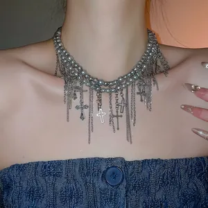 Doppellagige Glasperlen Halskette Mit Legierungs Kreuz Anhängern Und Langer Metallkette Quasten Gothic Punk Stil Damen