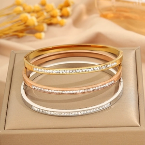 Three-piece titanium steel bangle set with square zircons in gold rose gold and silver