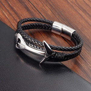 Bracelet rétro multicouche en cuir tressé avec fermoir ancre en acier inoxydable