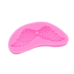 Moule en silicone ailes d'ange rose avec détails de plumes pour fondant et pâtisserie