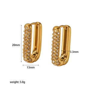 Technical dimensions of 18k gold plated rectangular hoop earrings with cubic zirconia