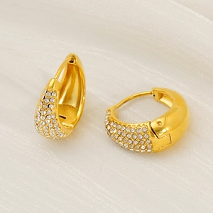 Boucles d'oreilles en acier inoxydable doré avec pavé de cristaux brillants et chic