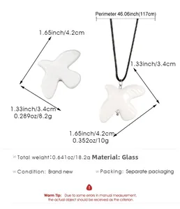 Détails des pendentifs hirondelle avec dimensions précises en pouces et centimètres