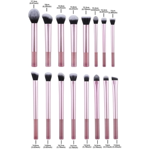 Tableau des tailles détaillé pour 17 pinceaux de maquillage avec manches en métal rose