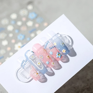 Adesivi per unghie 3D floreali con design rosa e blu e scritte portafortuna