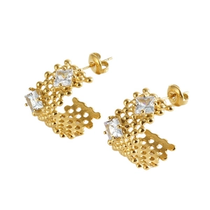 Vintage U-shape gold earrings with hollow mesh texture and square zircon accents