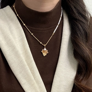 18K gold plated maple leaf necklace with pearls on an asymmetric link chain for women