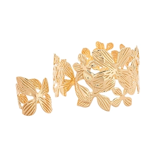 Golden tropical flower hollow-out jewelry set with cuff bracelet and matching ring