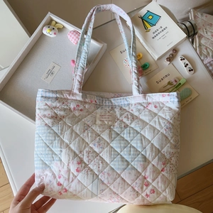 Gesteppte Baumwoll-Tragetasche für Damen mit Blumenmuster und großem Fassungsvermögen