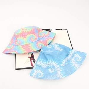 Bobs en coton tie-dye aux motifs arc-en-ciel et bleu-blanc pour protection solaire extérieure