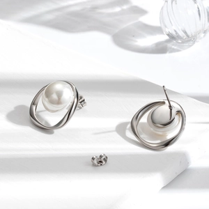 French vintage style stainless steel pearl earrings with geometric silver frame