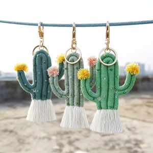 Handmade Woven Cactus Keychain Bag Charm Cotton Rope Tassel Bohemian Style Green Plant Ornament For Women Girls Gift