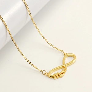 Élégant collier en acier inoxydable doré avec symbole de l'infini et pendentif MAMA