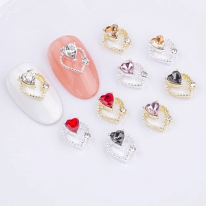 3D hollow heart nail art rhinestones set with gold and silver alloy metal base
