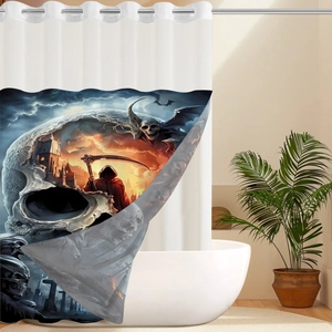 Dettaglio della tenda da doccia impermeabile con motivo gotico di teschio e castello