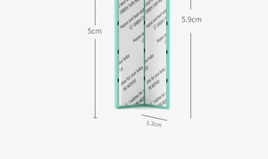 Dettaglio paraspigoli in silicone verde chiaro per bambini, 5 cm x 5,9 cm x 1,3 cm