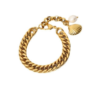 18K gold plated stainless steel Cuban chain bracelet with pearl and scallop pendant
